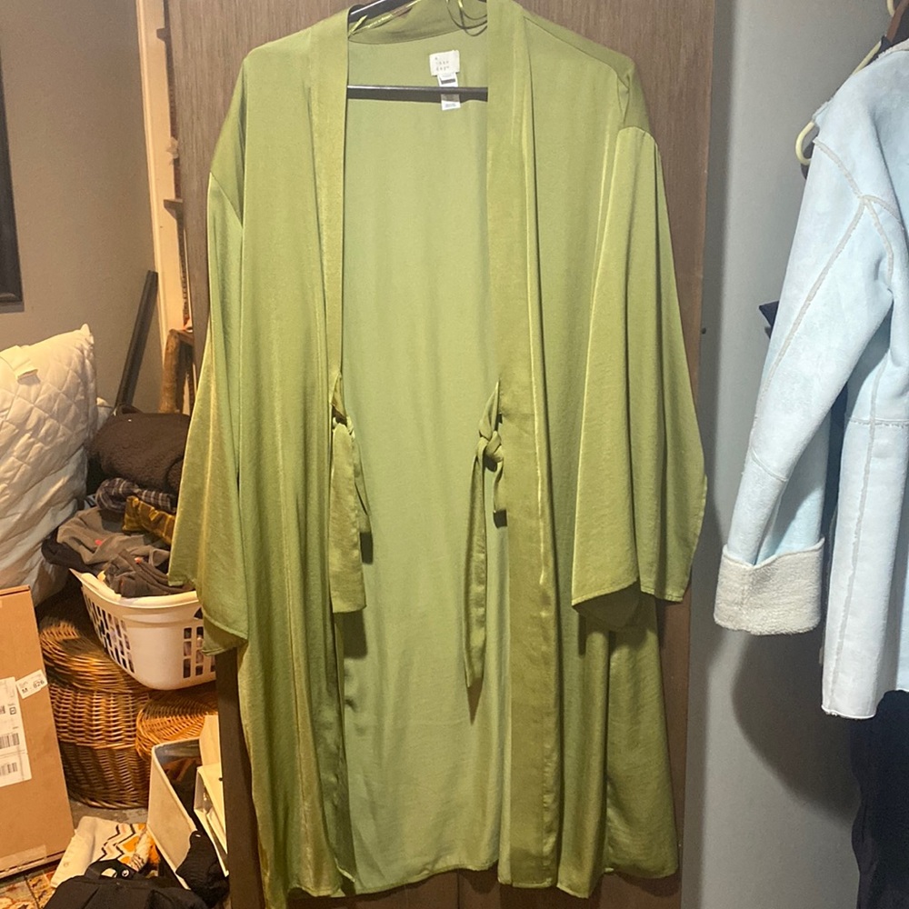Green robe/shawl